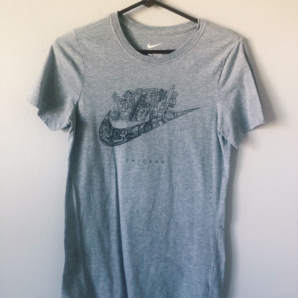 Grey Nike T-shirt